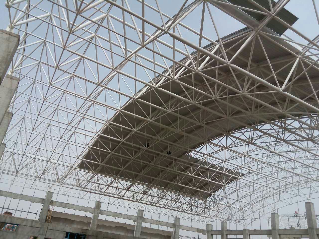 黄山青岛一汽网架